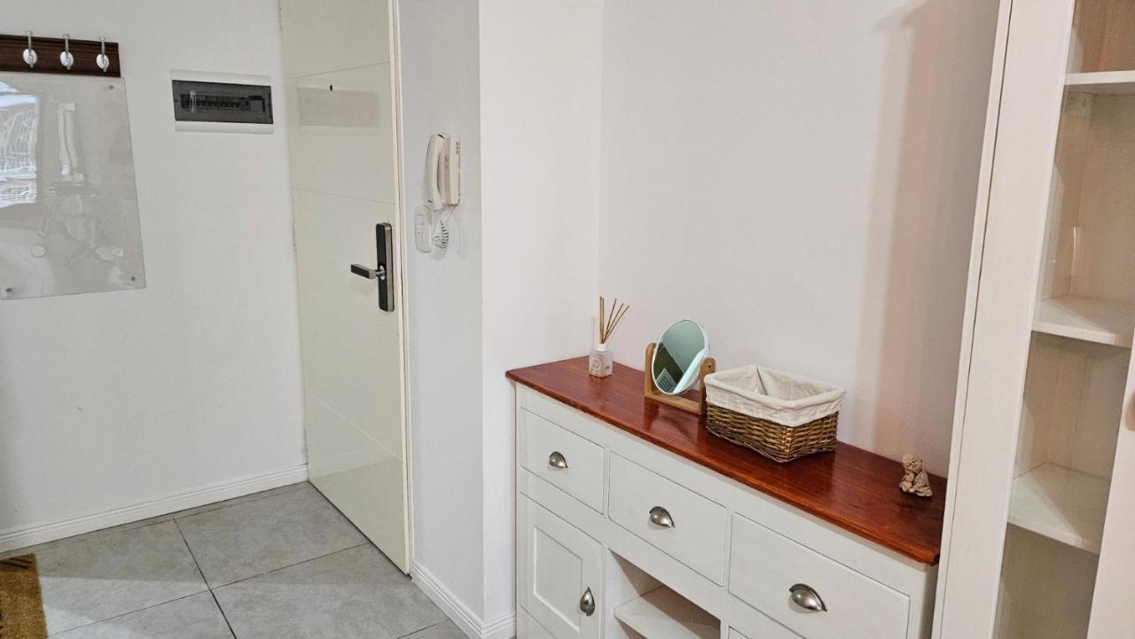 Apartamento Muy Lindo Y Luminoso Departamento En *